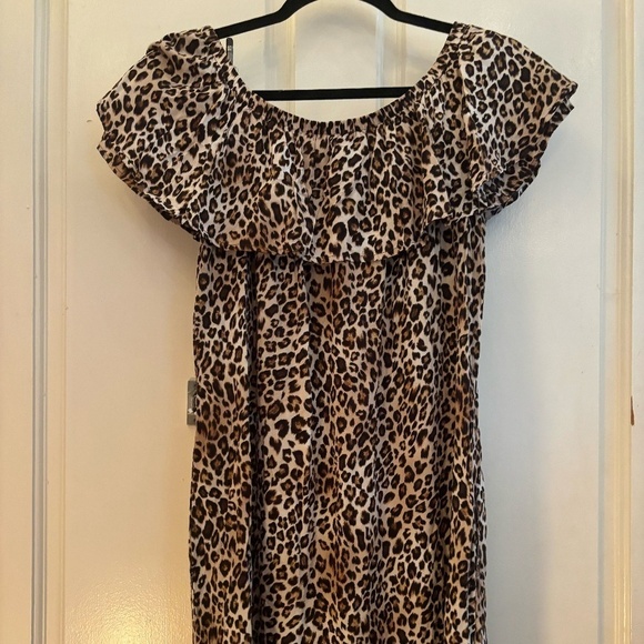 Velvet by Graham & Spencer Leopard Dress with Pockets Small - Picture 7 of 10